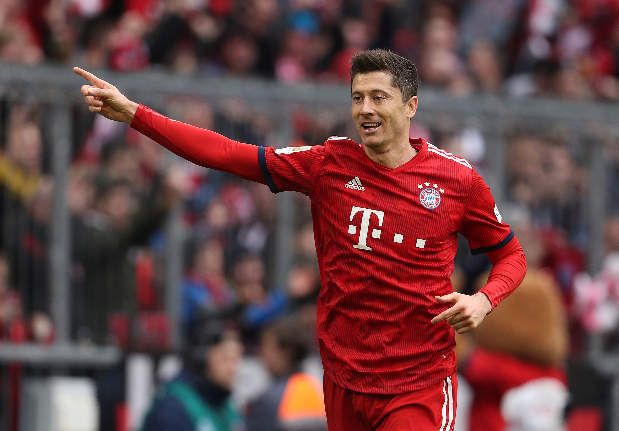 尤文公布战葡体大名单：伊尔迪兹回归，凯利、布雷默缺席（尤文战葡体名单出炉：伊尔迪兹复出，凯利、布雷默缺阵）