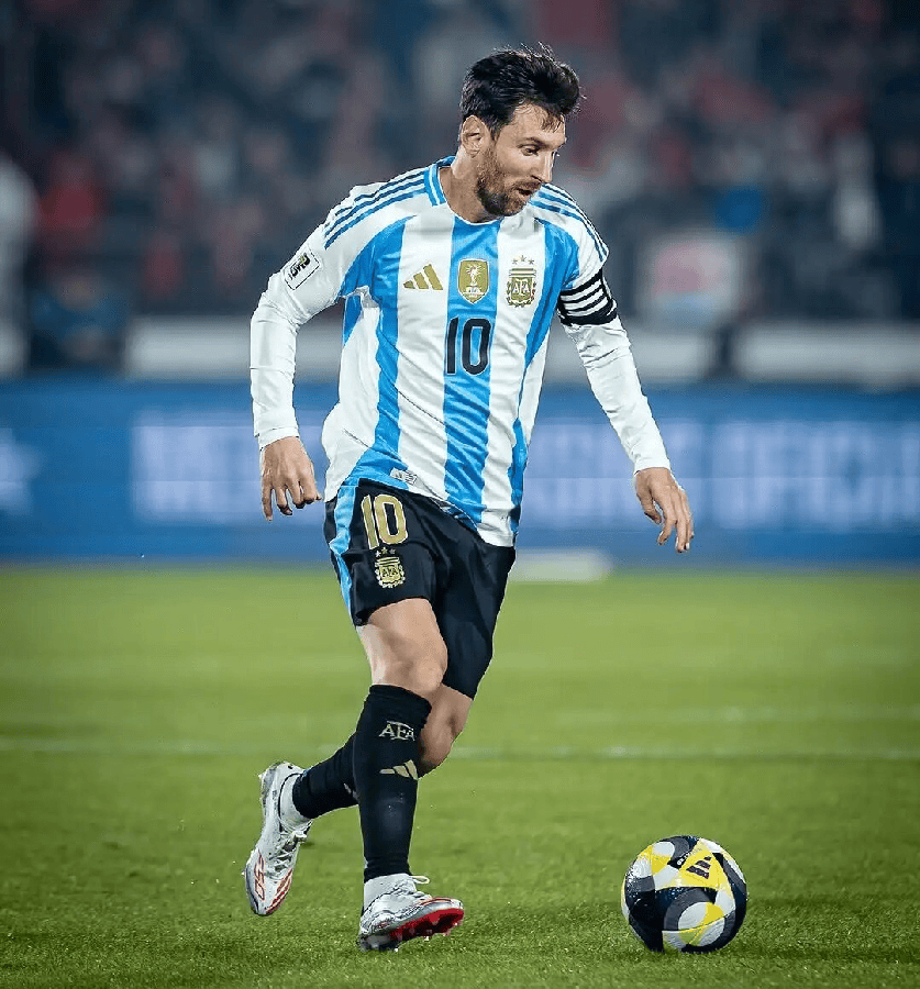 4场攻入3球，38岁瓦尔迪当选意甲11月最佳球员（38岁瓦尔迪4场3球，荣膺意甲11月最佳球员）