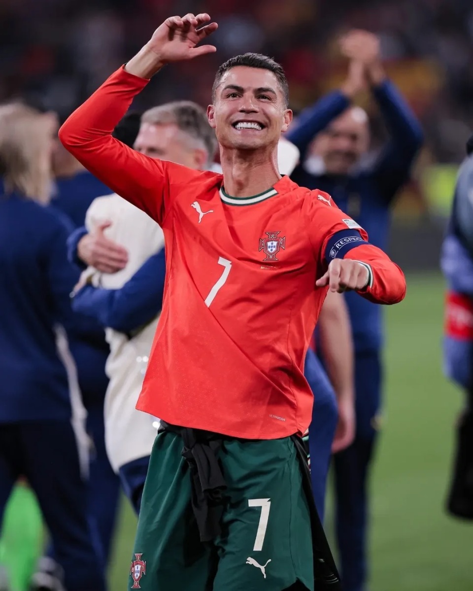 里瓦尔多：看到贝莱蒂和德科在巴萨任职很高兴，我也想回归（里瓦尔多：欣见贝莱蒂、德科入职巴萨，我也盼回归）