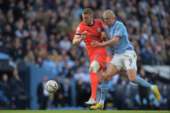 门兴格拉德巴赫4-0大胜圣保利，哈里斯-塔巴科维奇梅开二度，弗劳洛破门（门兴格拉德巴赫4-0横扫圣保利：哈里斯-塔巴科维奇双响，弗劳洛建功）