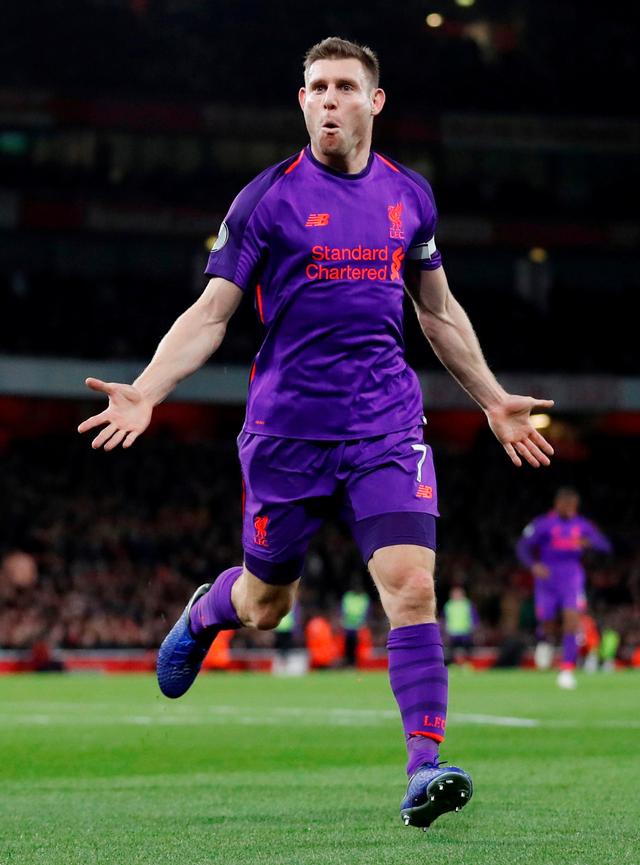 国乒主力连轴转战四城，赛程密集伤病频发压力倍增（国乒主力四城连战，密集赛程致伤病频仍压力陡增）