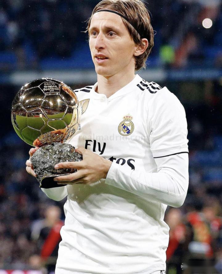 感谢非洲杯！萨拉赫风波迎喘息窗口，但其红军生涯已接近尾声（非洲杯暂解风波，萨拉赫与红军的故事或已进入倒计时）